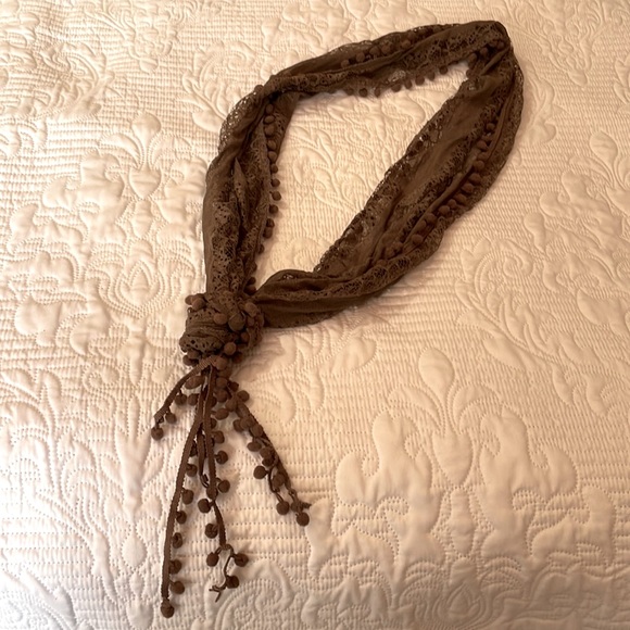Accessories - Brown summer scarf